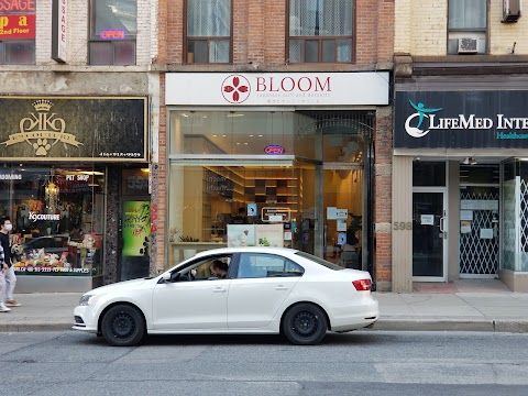 Bloom Cafe